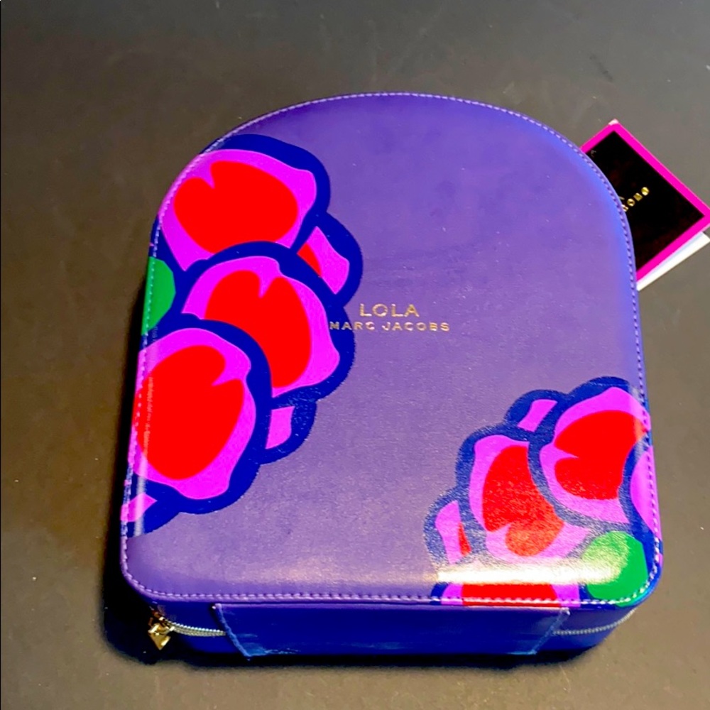 Marc Jacobs Lola Zip Box